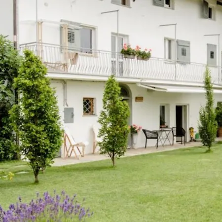 Bed & Breakfast Casa La Preziosa 3*