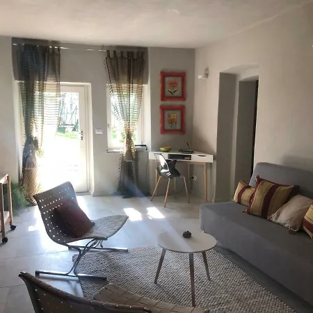 Casa La Preziosa Bed & Breakfast 4*