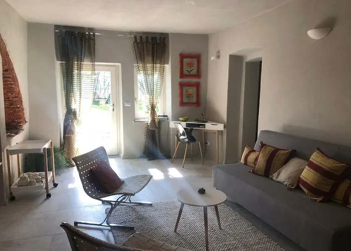 Casa La Preziosa 住宿加早餐酒店 4*